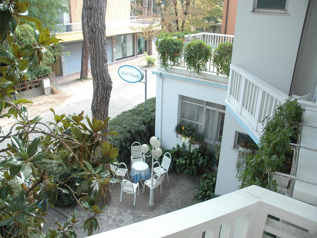 Hotel Pensione Ornella Cesenatico Exteriör bild