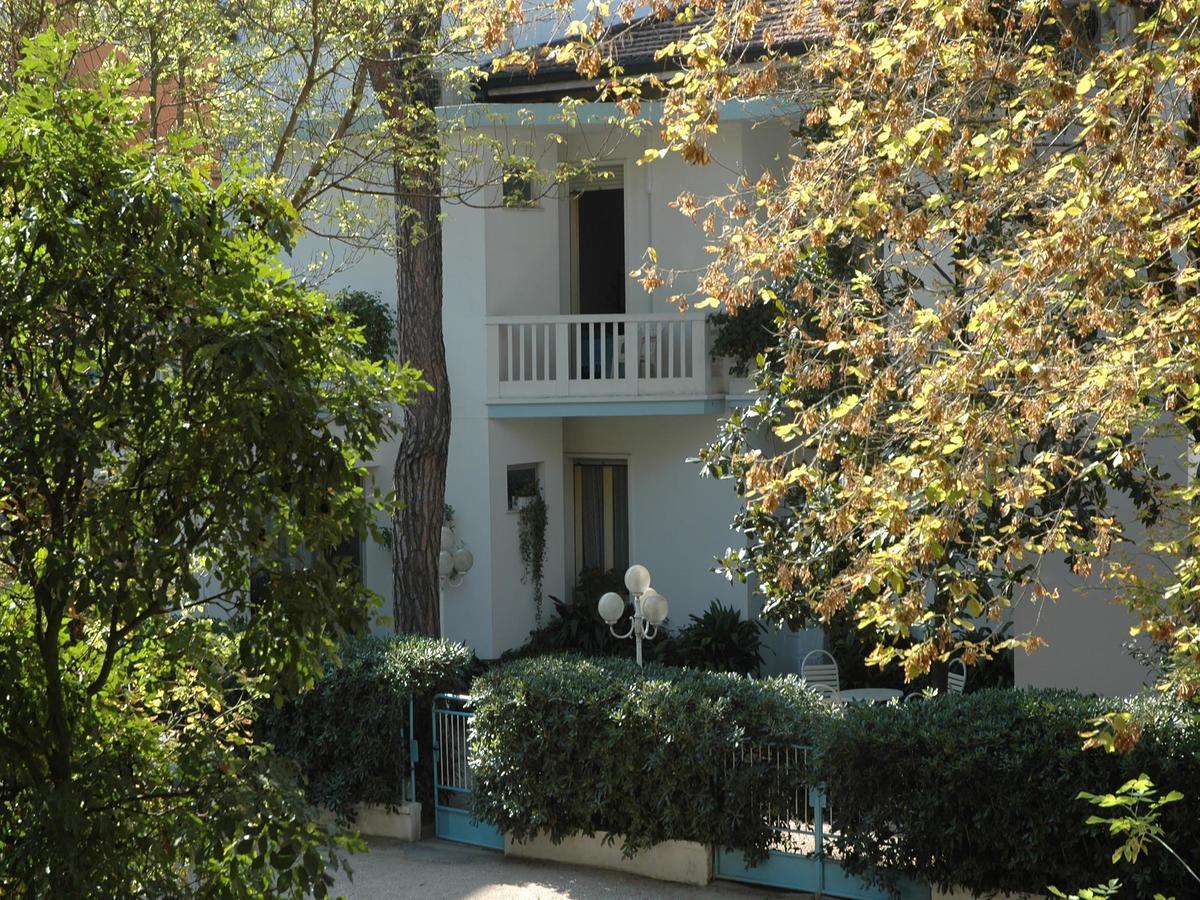 Hotel Pensione Ornella Cesenatico Exteriör bild