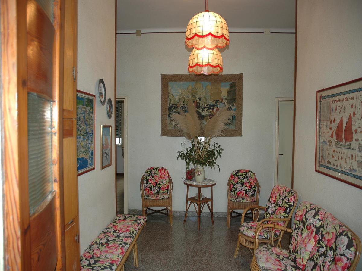 Hotel Pensione Ornella Cesenatico Exteriör bild