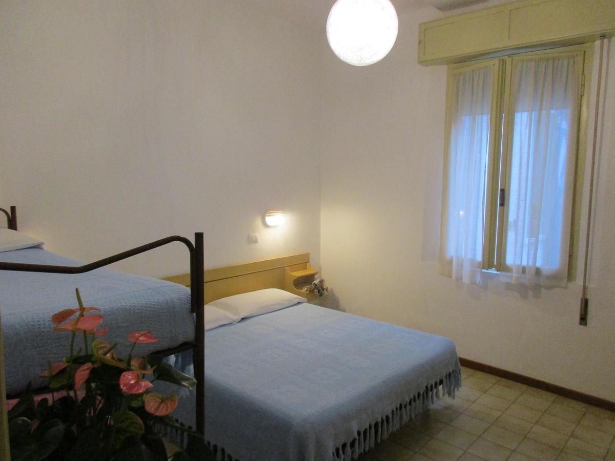 Hotel Pensione Ornella Cesenatico Exteriör bild